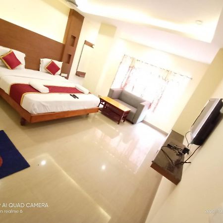 Meridian Castle Hotell Pondicherry Eksteriør bilde