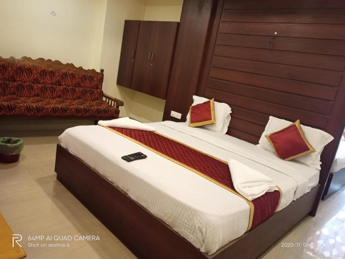 Meridian Castle Hotell Pondicherry Eksteriør bilde