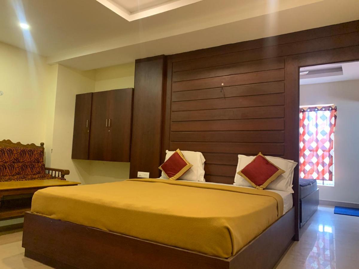 Meridian Castle Hotell Pondicherry Eksteriør bilde